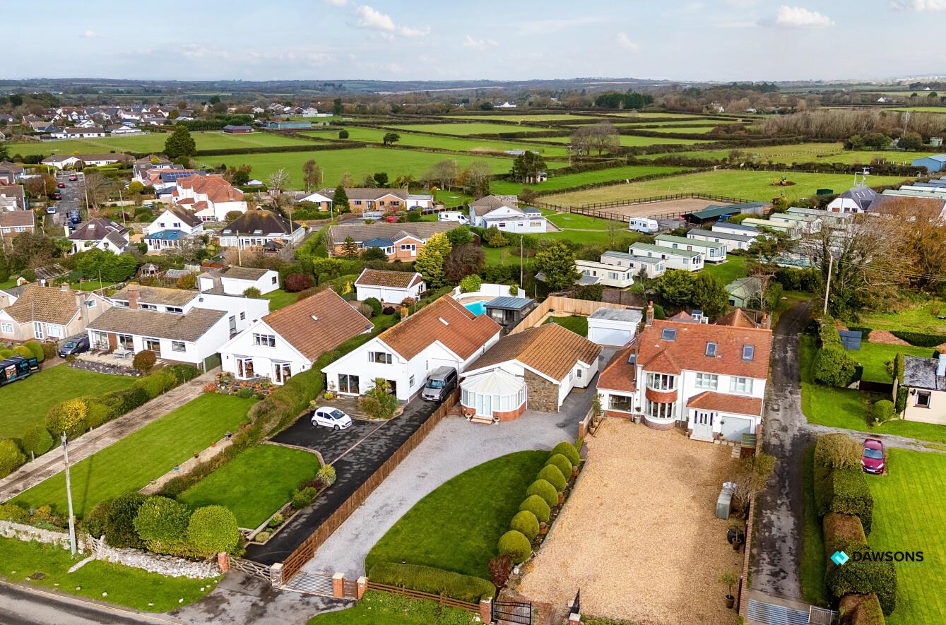 Southgate Road, Southgate, Swansea, SA3 2DH